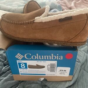Men’s Columbia suede slippers size 8 
NWT